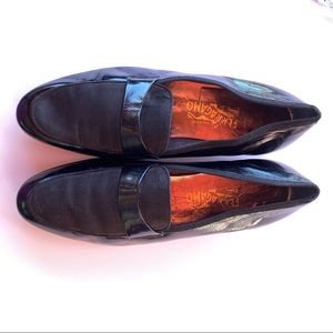 Farragamo Tuxedo Patent Leather Loafera